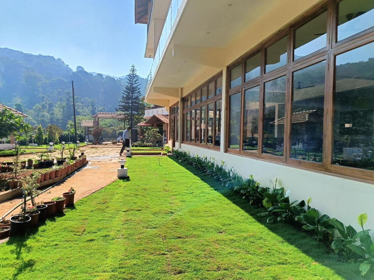 Hill Crest Resort - Coorg Мадикери Экстерьер фото