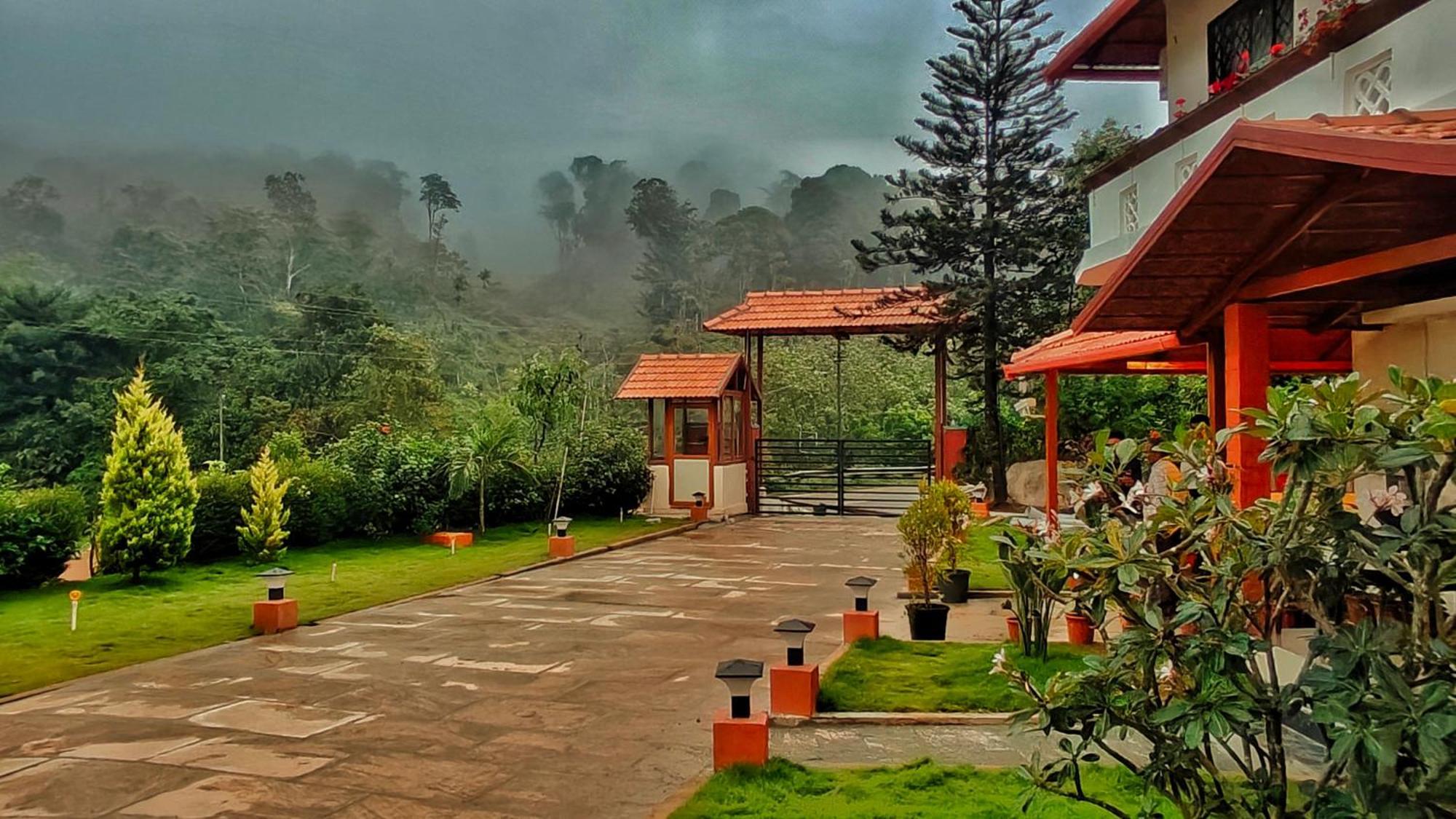 Hill Crest Resort - Coorg Мадикери Экстерьер фото