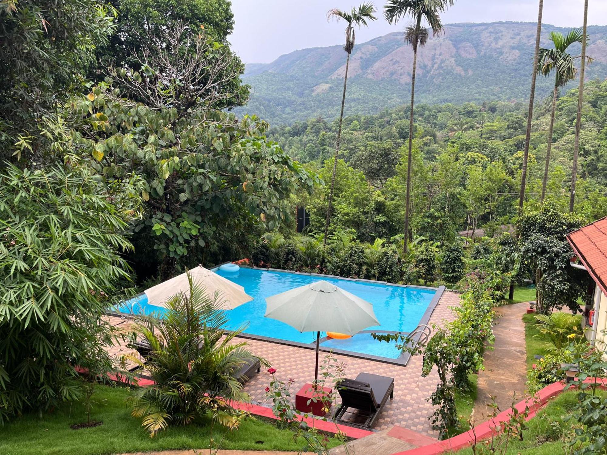Hill Crest Resort - Coorg Мадикери Экстерьер фото